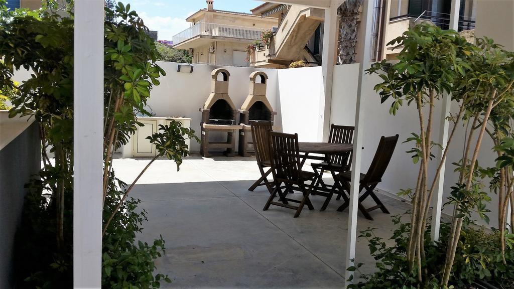 Mareinsicilia: Appartamenti Larica Cava dʼAliga Kültér fotó